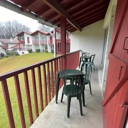 Hosta Piscine Vue Montagnes Apartmán *